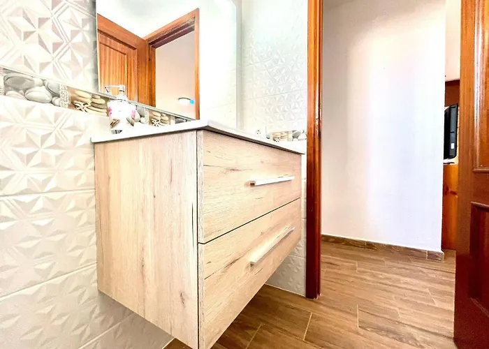 Urb. Palmeras Del Sur Con Piscina Apartamento *