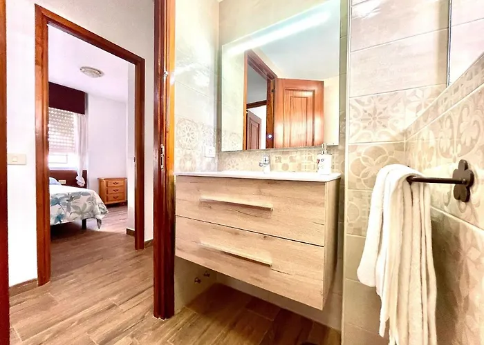 Urb. Palmeras Del Sur Con Piscina Apartamento *