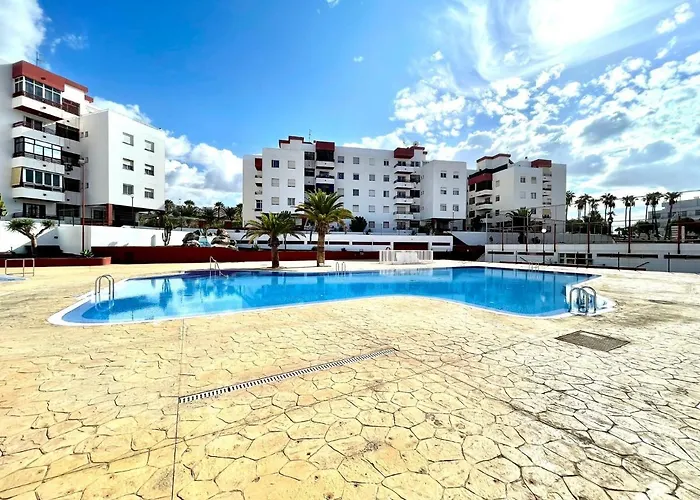 Urb. Palmeras Del Sur Con Piscina Apartamento