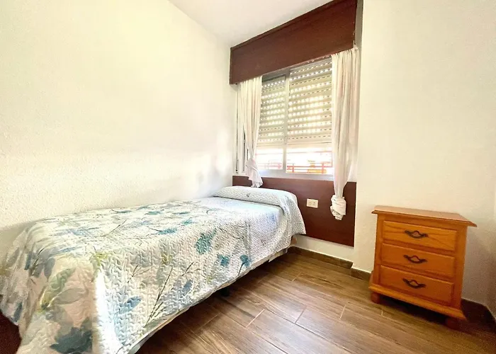 Apartamento Urb. Palmeras Del Sur Con Piscina *